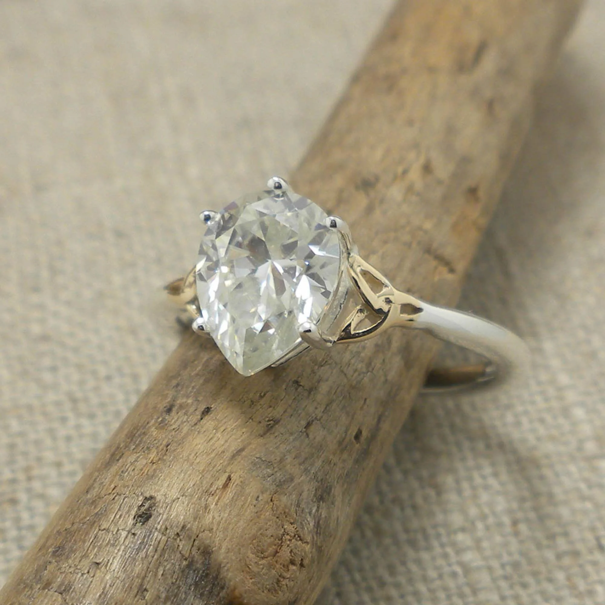 01-KJ-PRX49091-MOI-trinity-moissanite-Ring.jpg