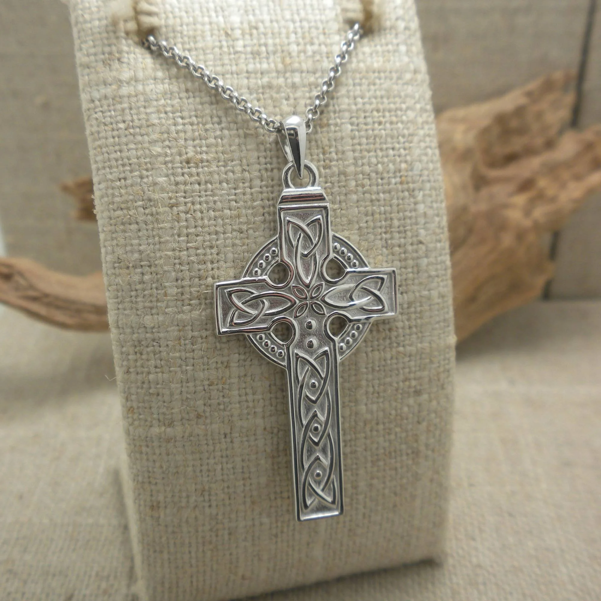 Sterling Silver Celtic Trinity Cross by Solvar 20" Chain