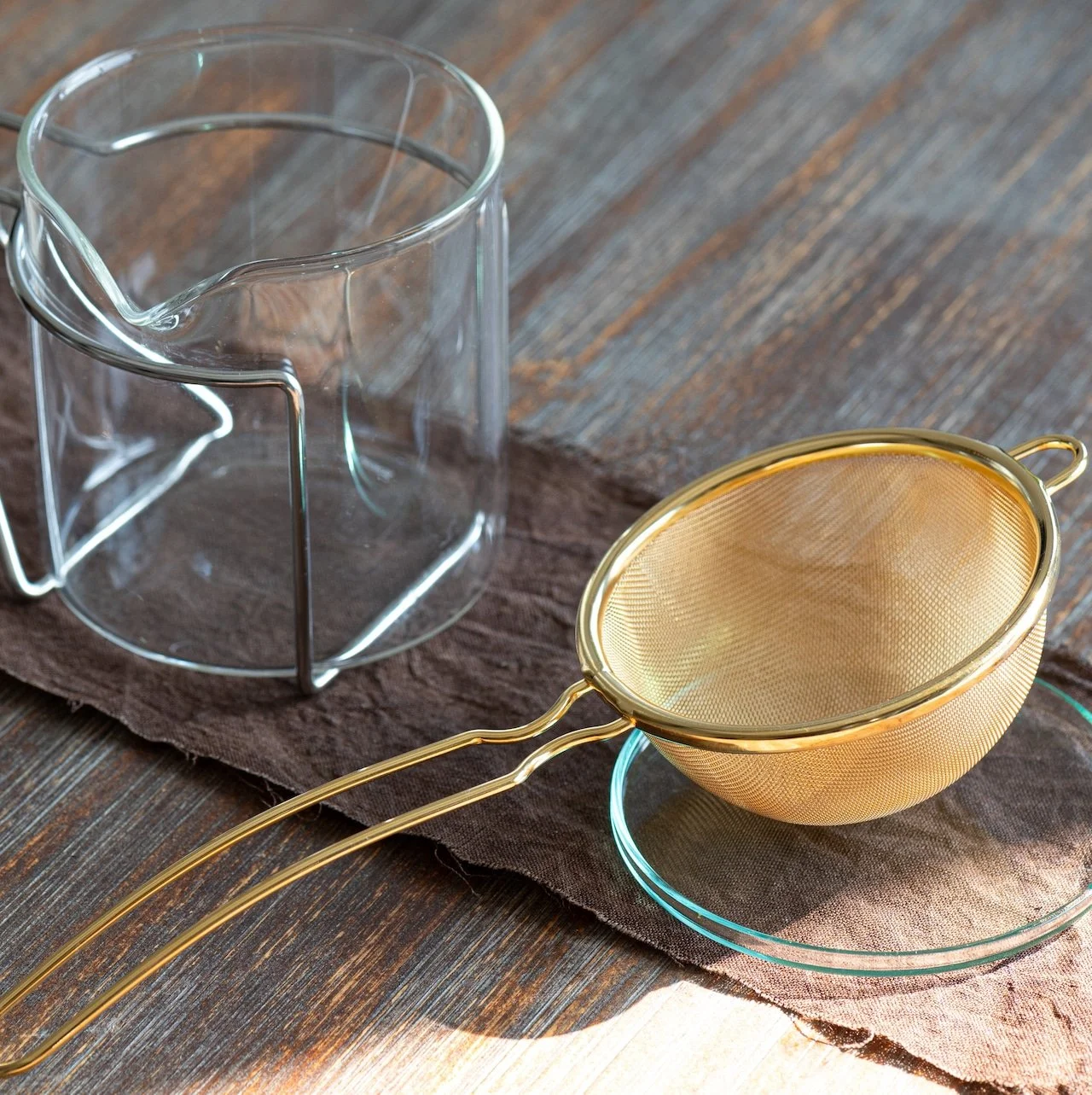 passoire_or_jaune_strainer_set_three_snow