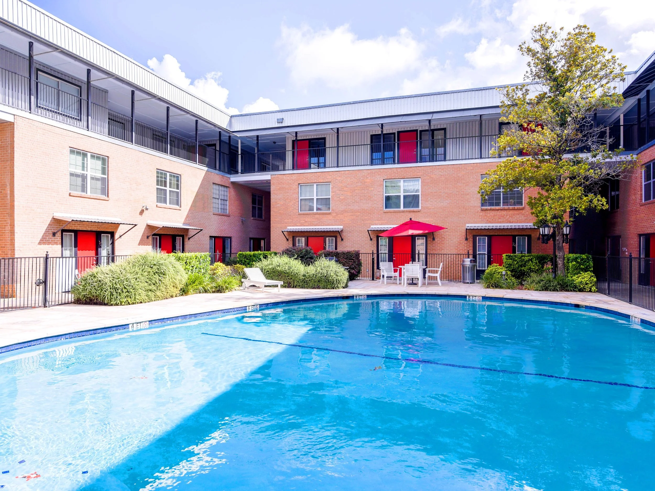 020_Pool 3.jpg
