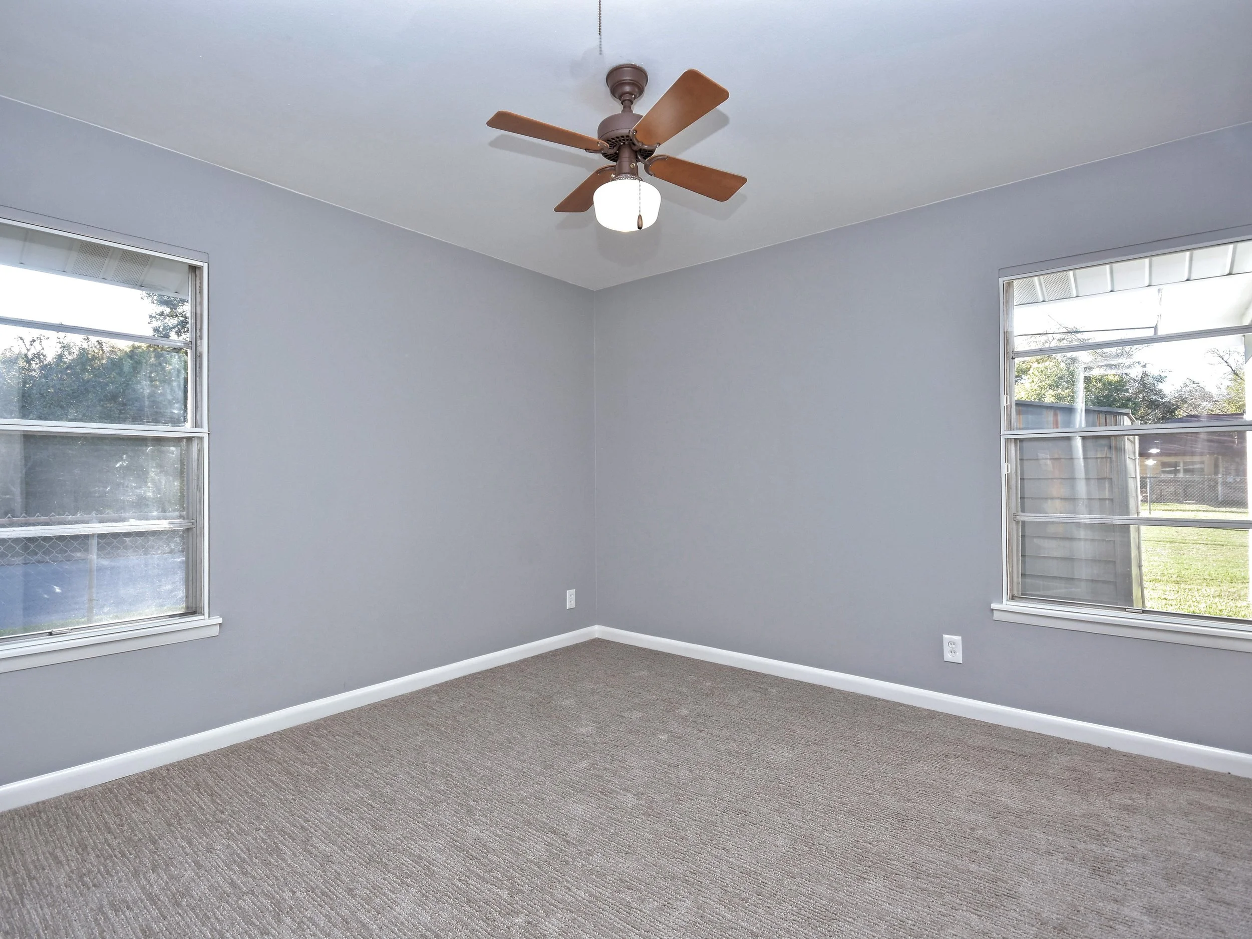 023_3rd Bedroom.jpg