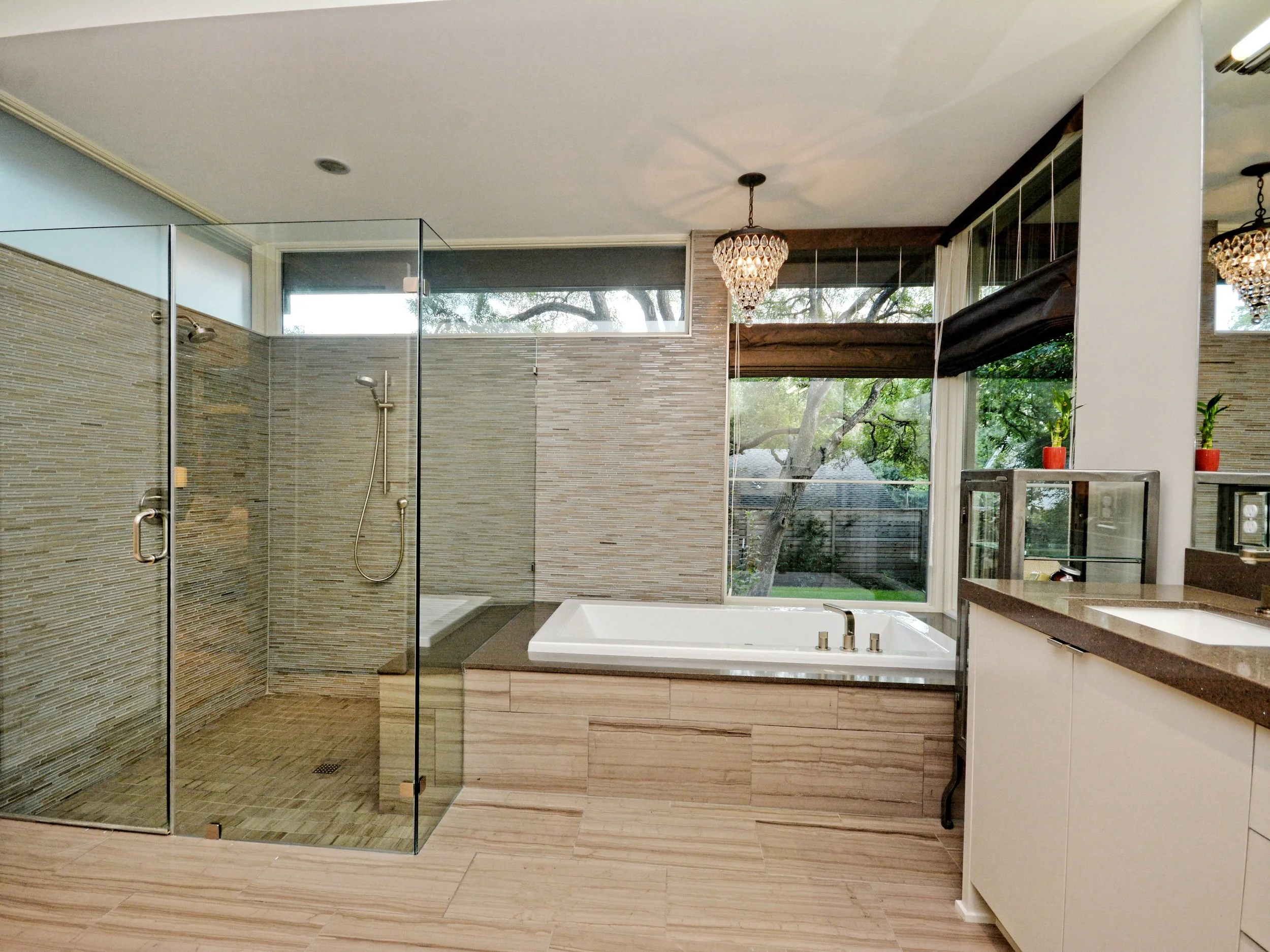 024_Master Bathroom.jpg