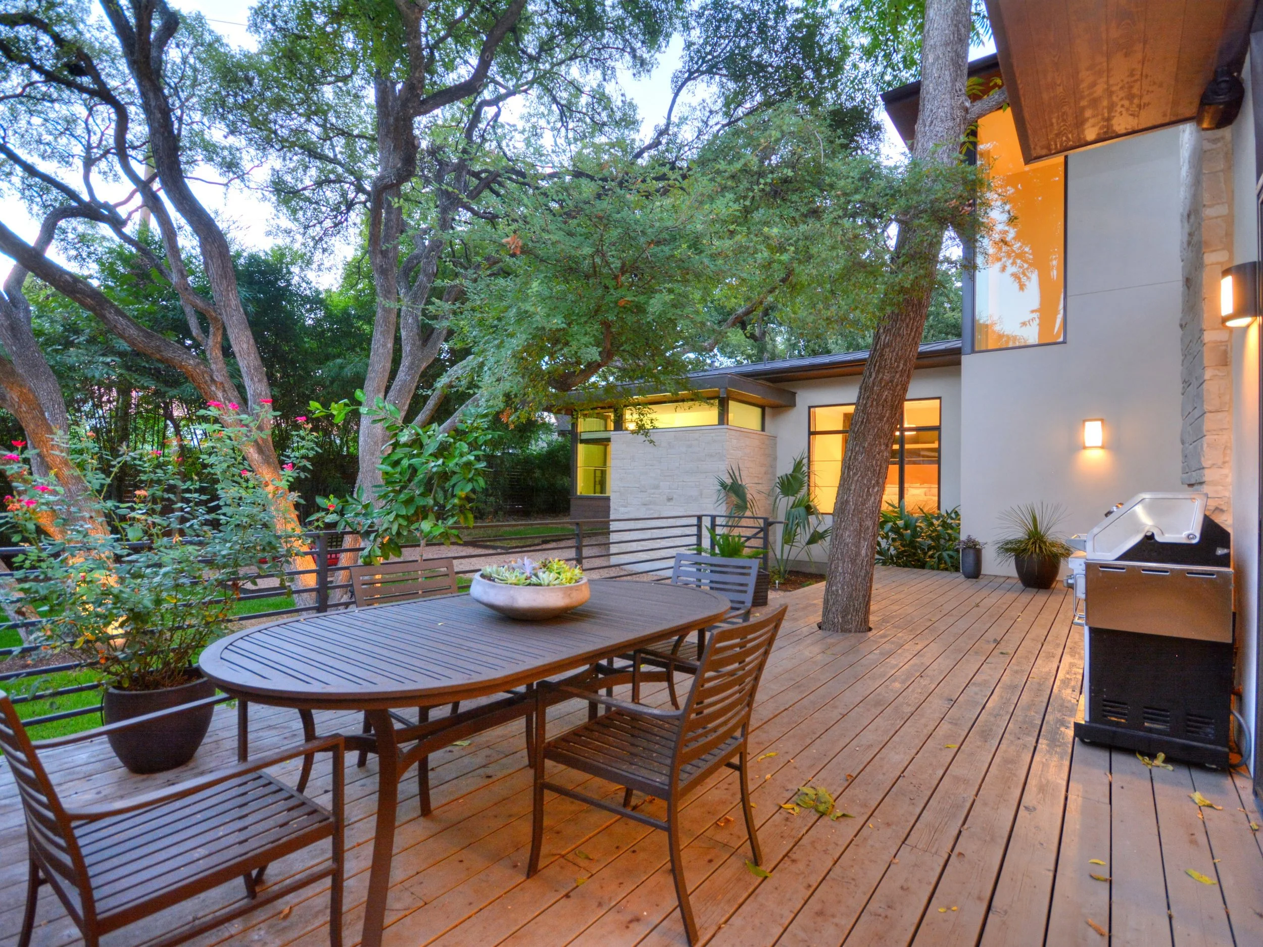 036_Twilight Deck2.jpg
