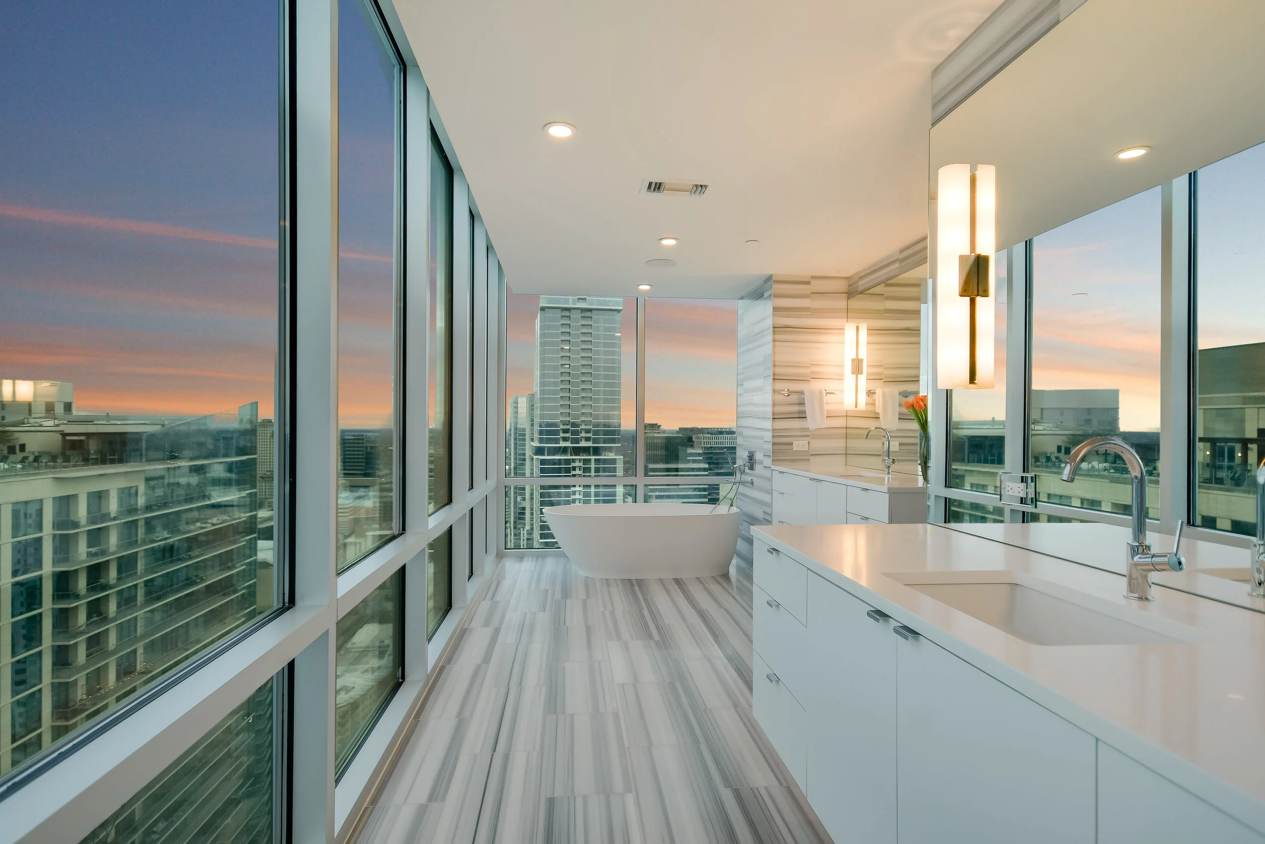 027_Master Bathroom .jpg