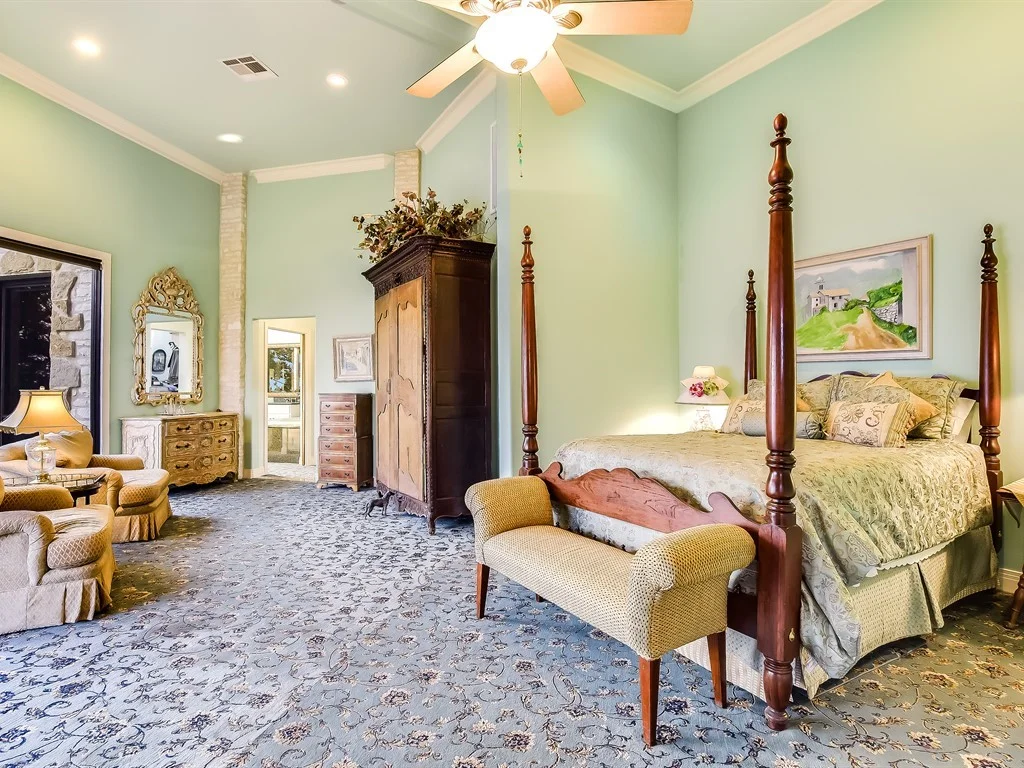 012_Master Bedroom.jpg
