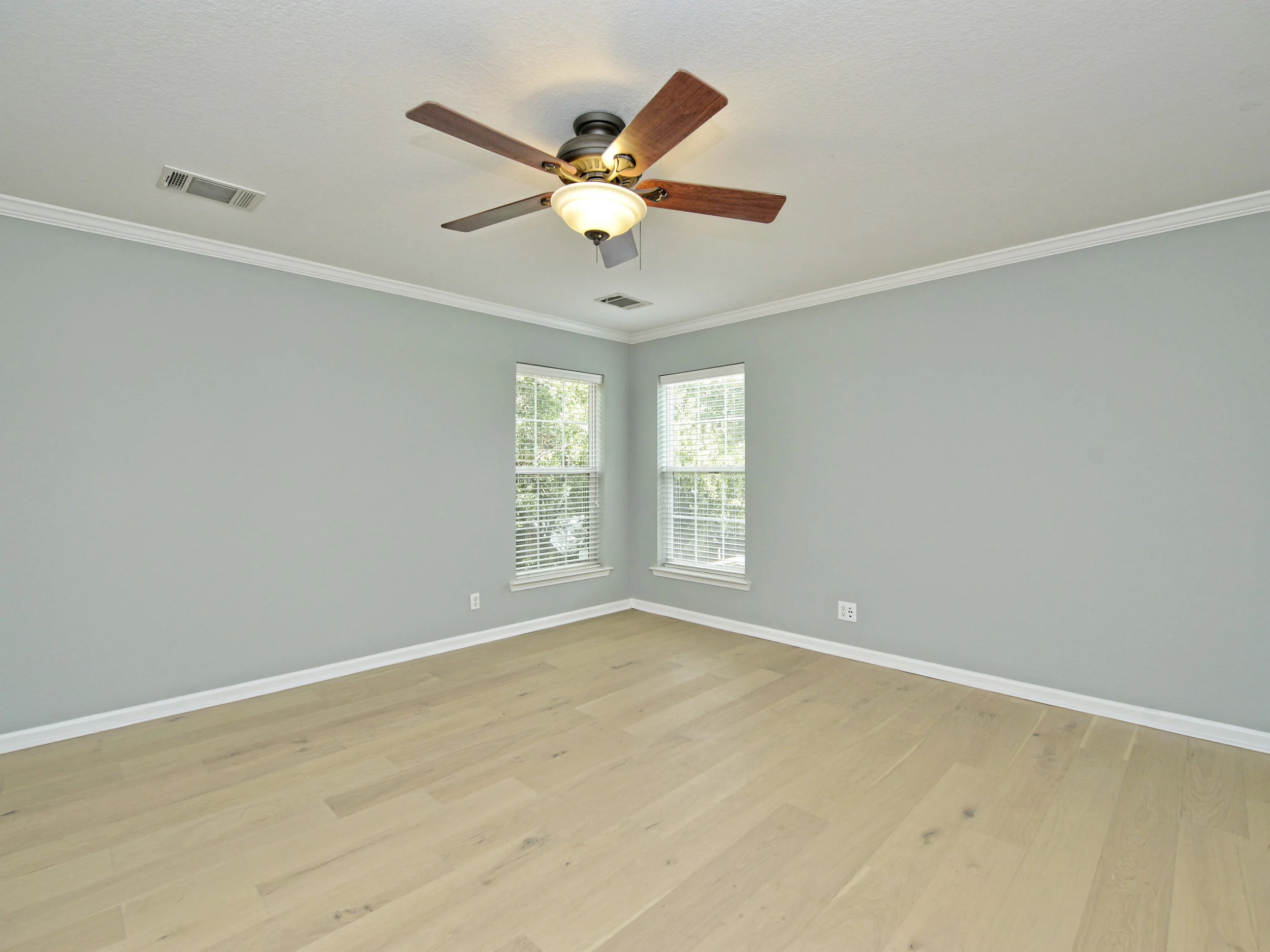 013_Master Bedroom.jpg