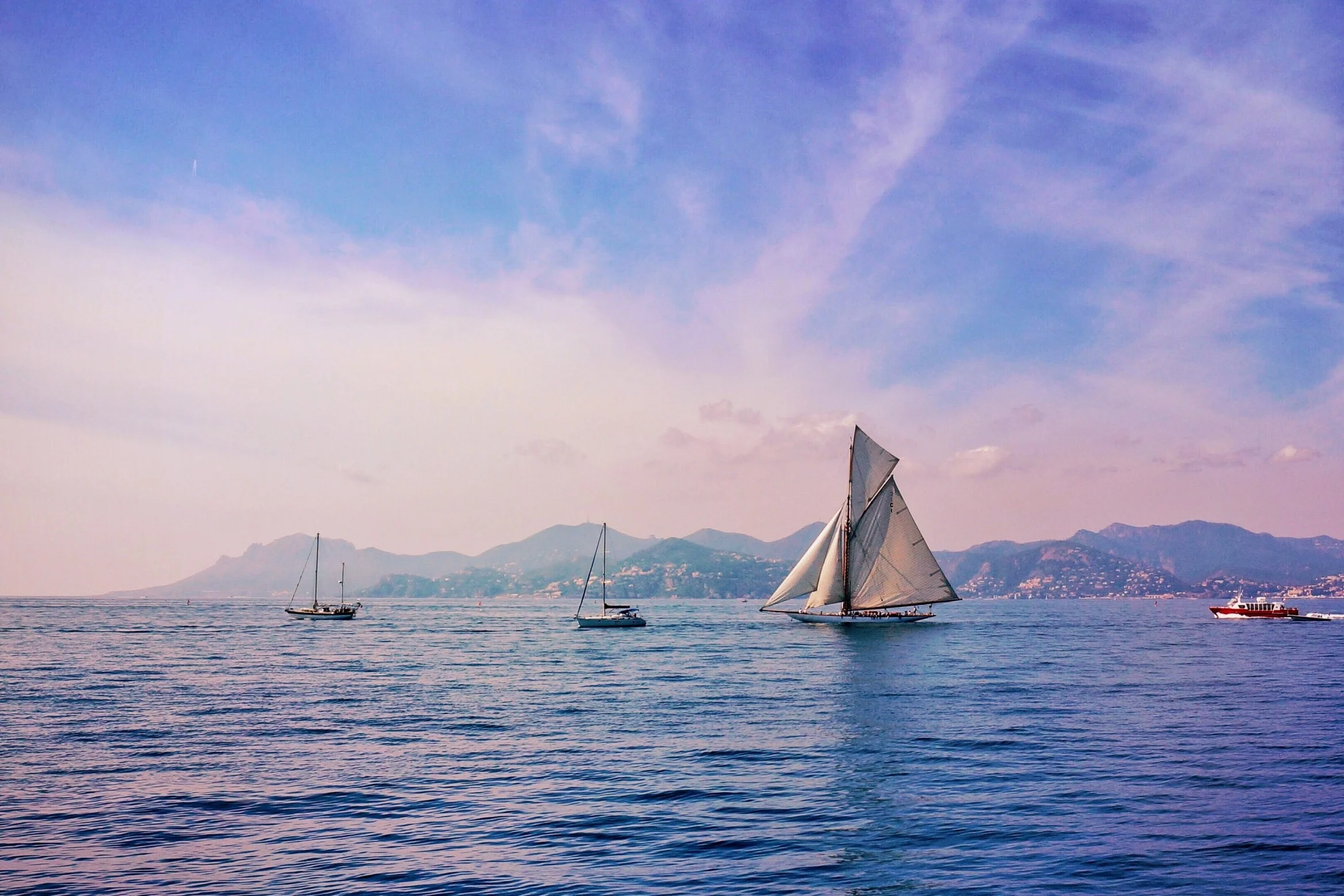 sailboat.jpg