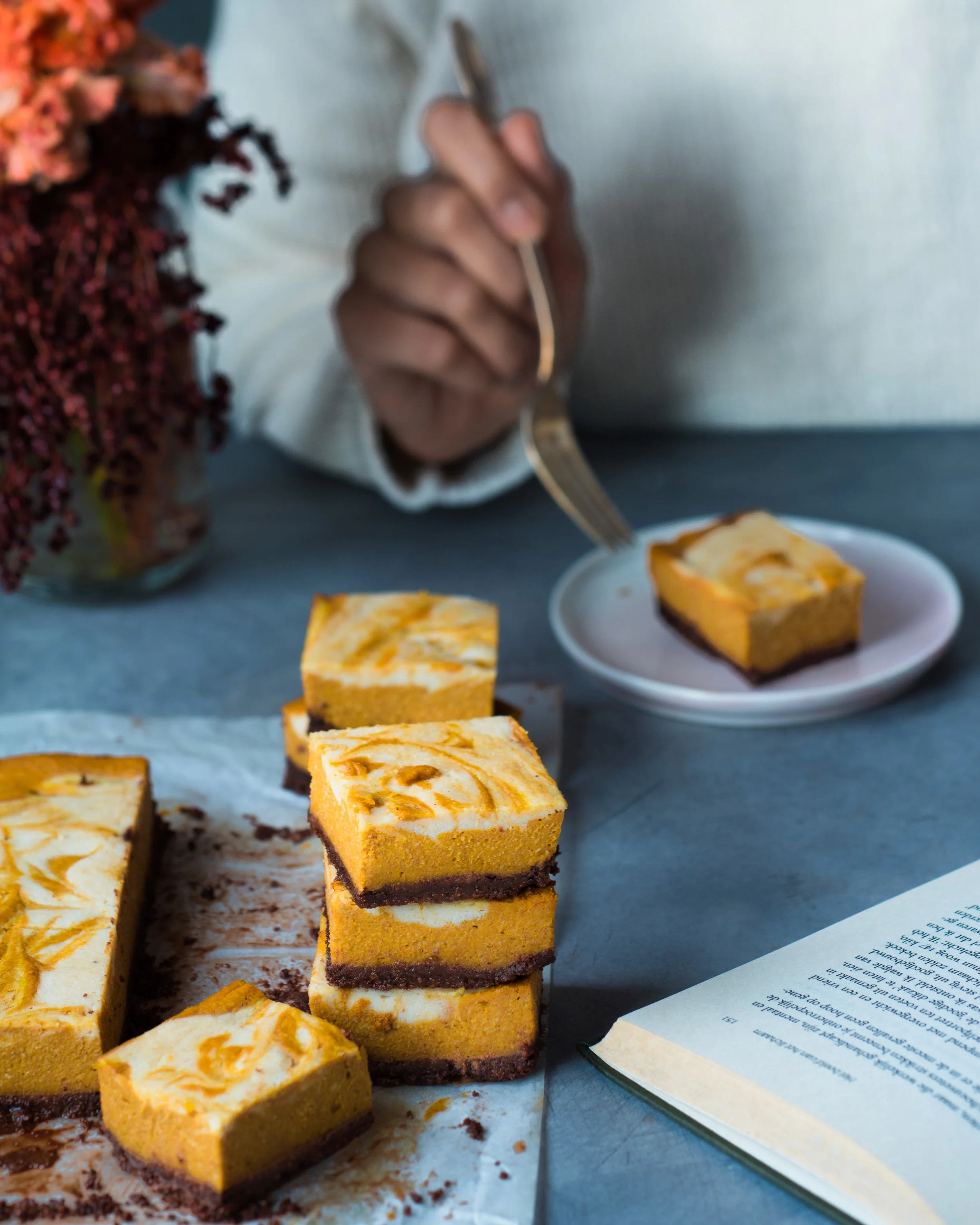 Baked Vegan Pumpkin Cheesecake Bars
