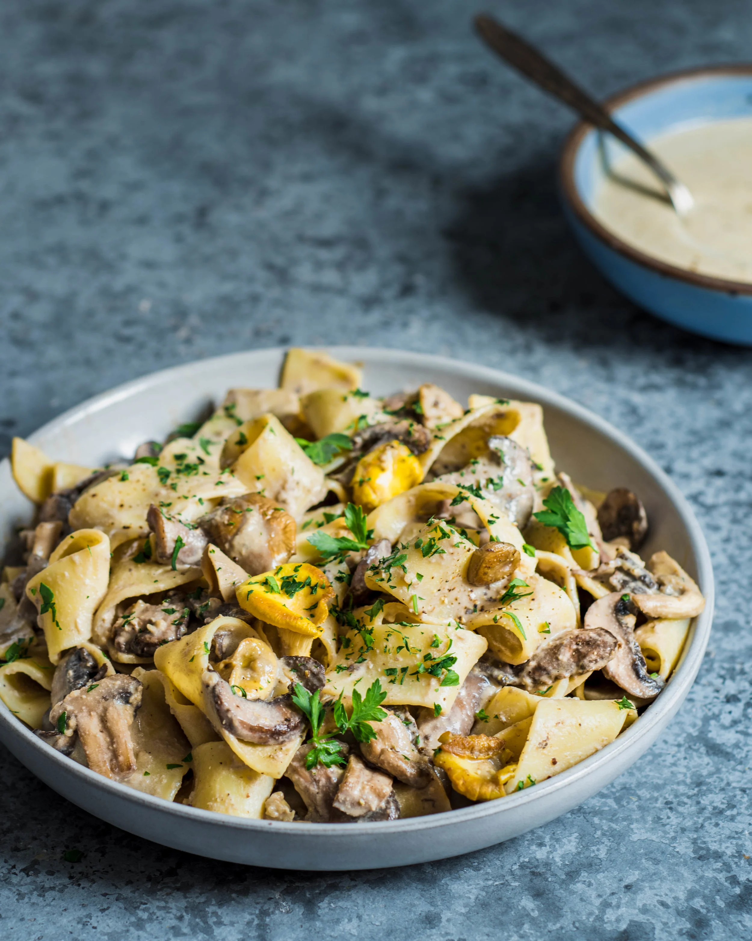 5-Ingredient Vegan Recipes, Creamy Vegan Mushroom Pasta