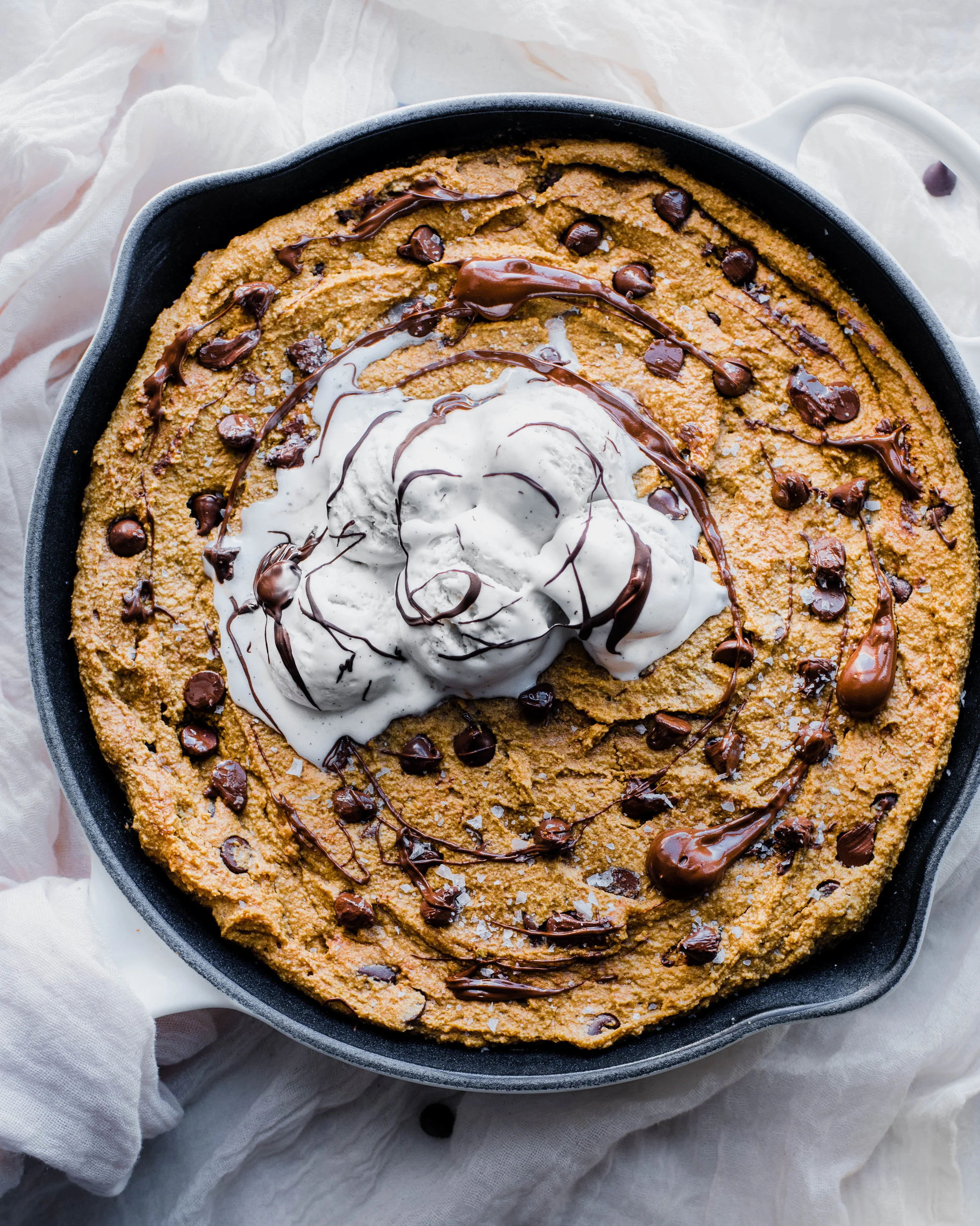 Pumpkin Chocolate Chip Skillet Cookie (Vegan, Gluten-Free)