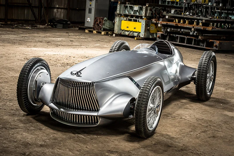 INFINITI.PRO.1.jpg