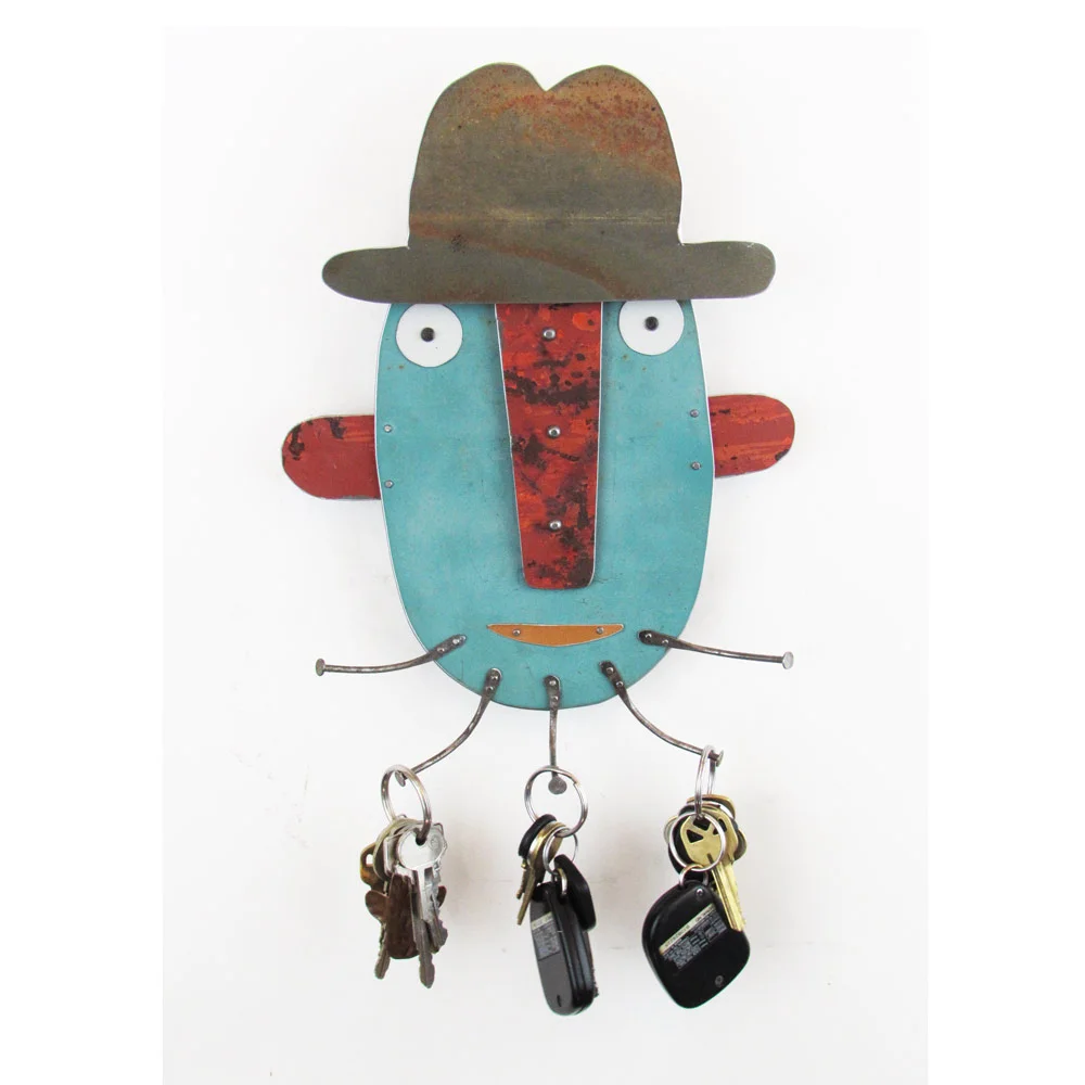 blue-keeper-with-keys-2.jpg