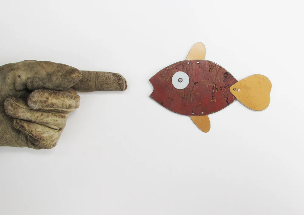012b-red-fish-with-gold-tail.jpg