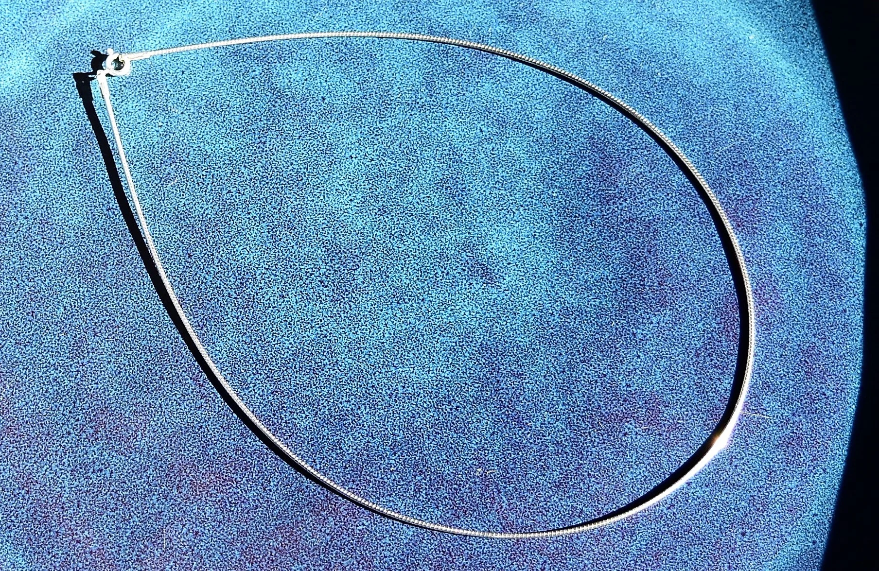 7._1.b._Solid_Chain_1788-e1-adj-cp.jpg