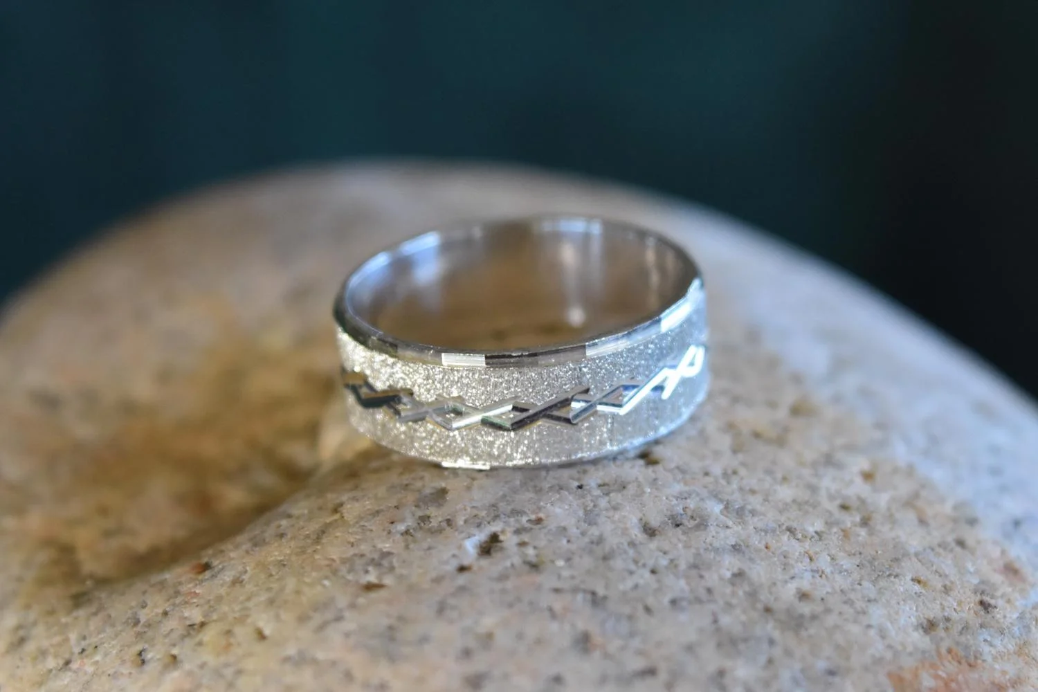 Lattice_Etched_Ring (2).JPG