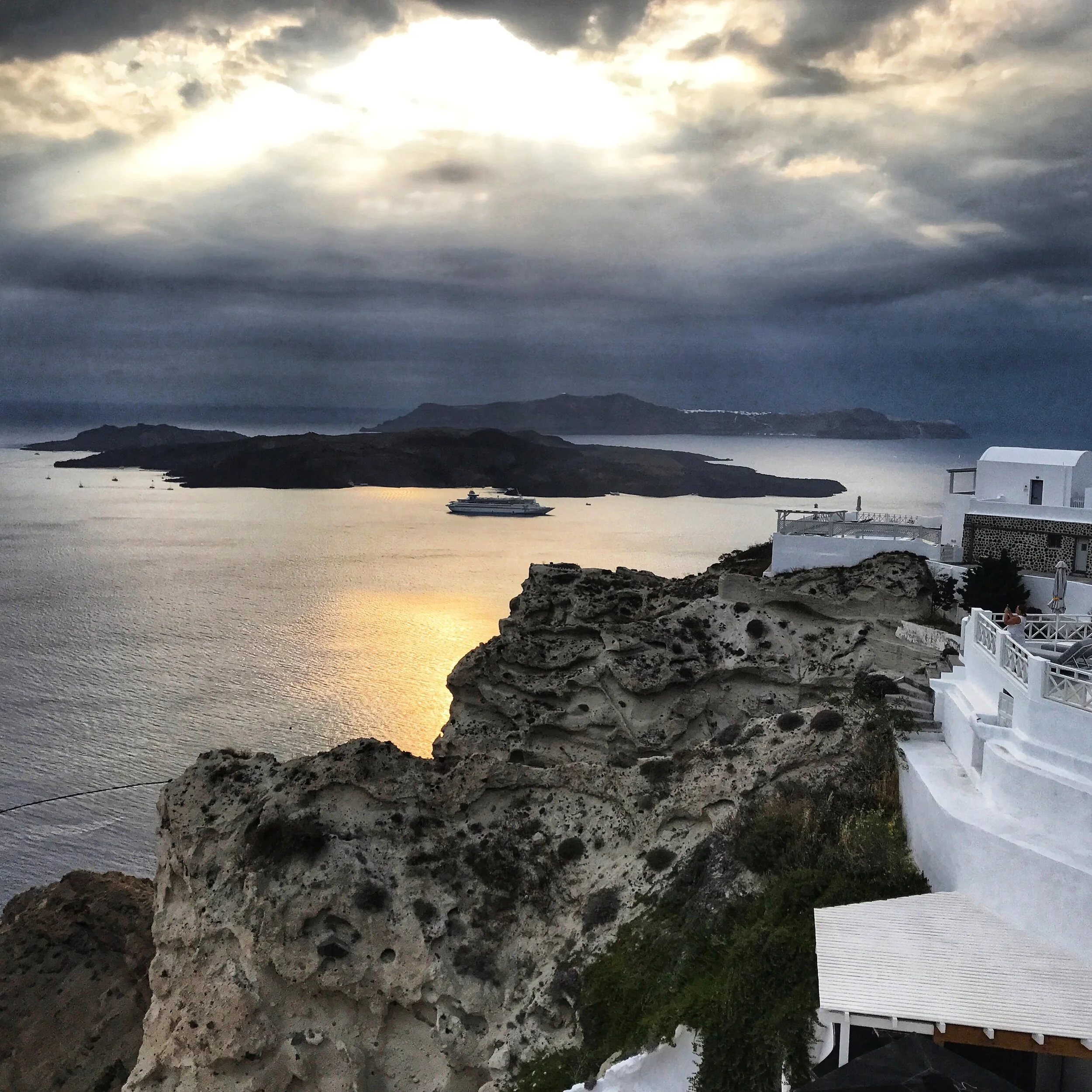 ESCAPES Our escapes are anywhere from 1 and 6 days, closer to home, and easily accessible in the most stunning and serene locations.