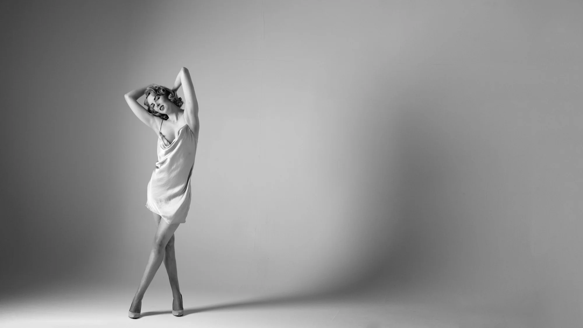 nicole melrose bw portrait 001