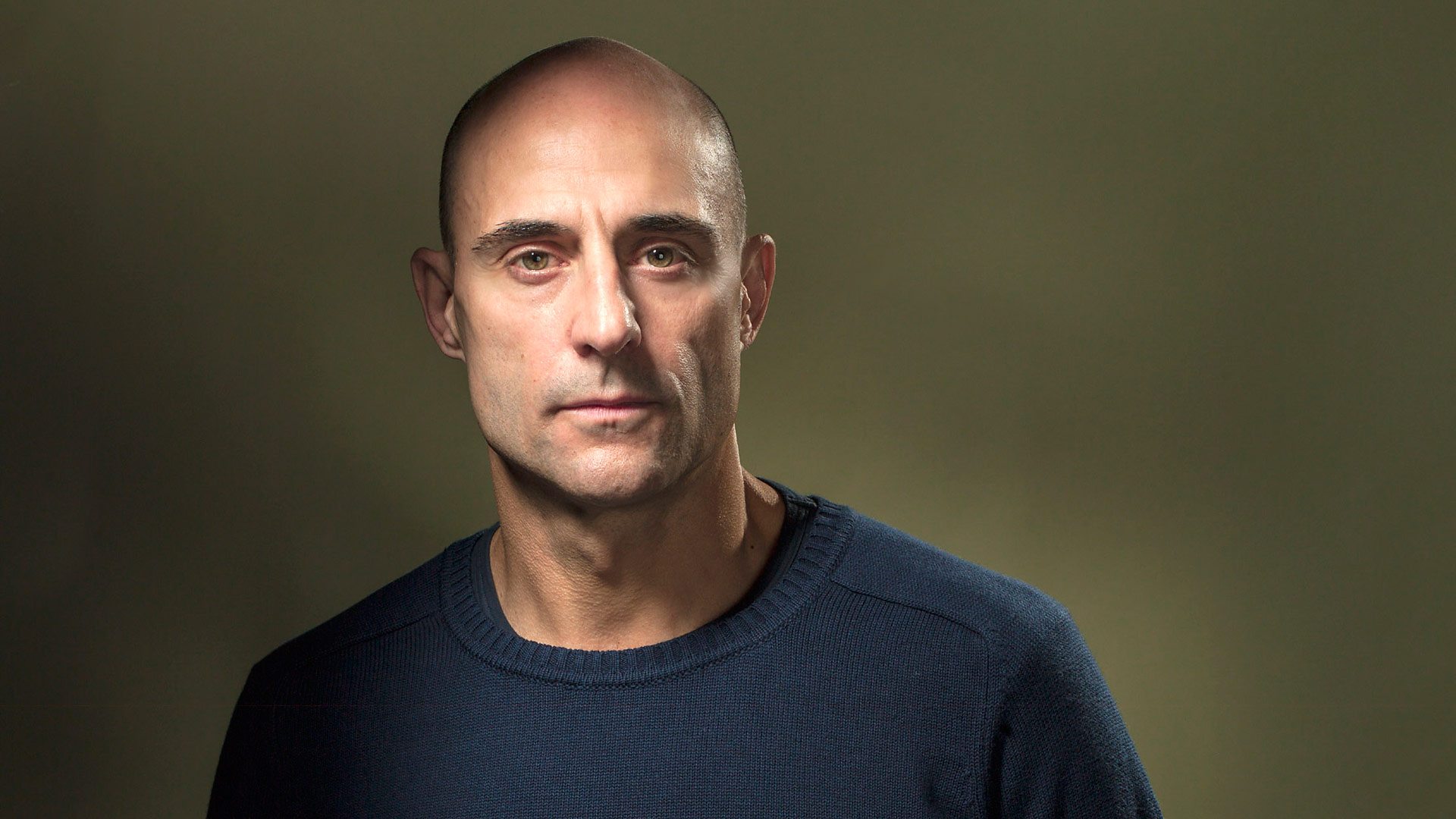 Mark-Strong-1.jpg