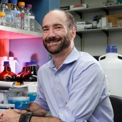 New research from SDRC investigators reveals our gut bacteria creates a unique microbiome signature, much like an individual’s fingerprint