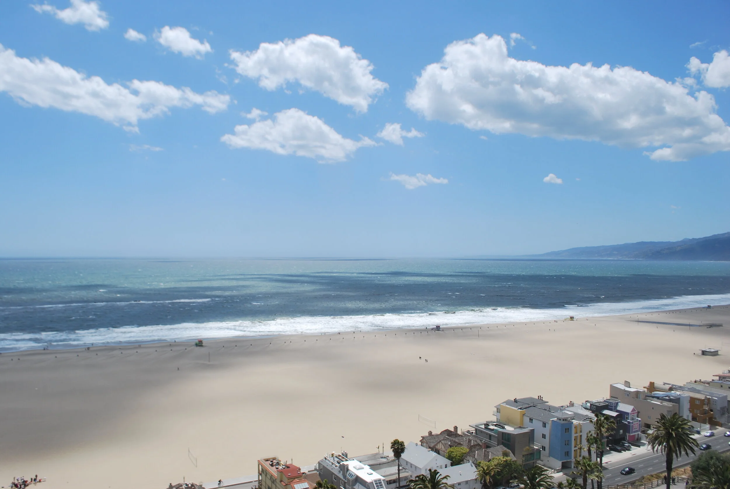 Santa Monica Light.JPG