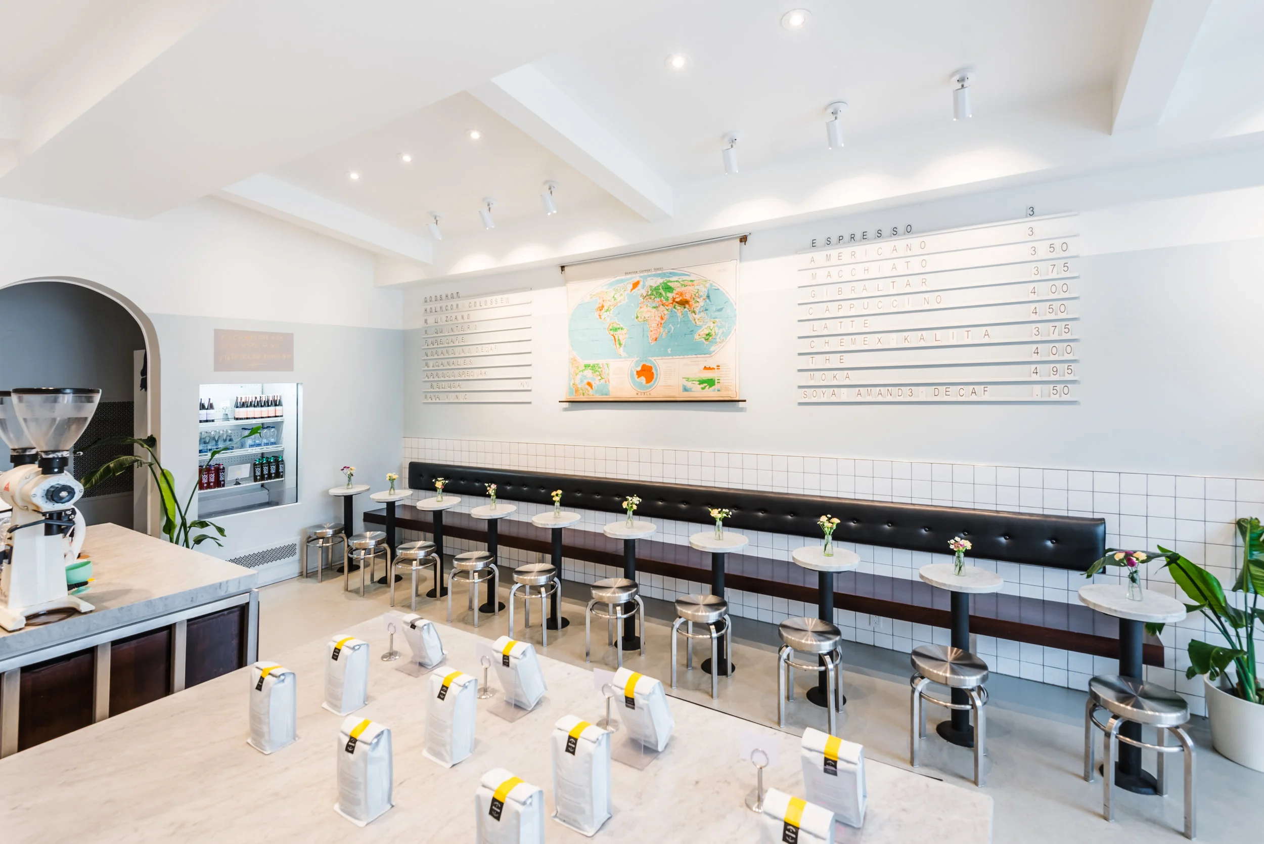 Cafe Saint Henri Jean-Talon_4.4_Pascale_Viglas_Jean-Francois Frenette_07.jpg