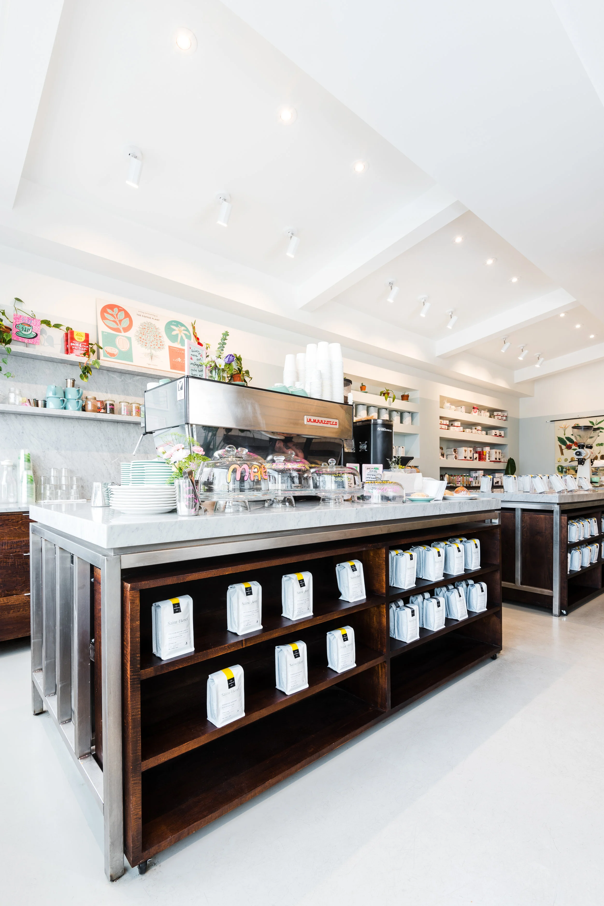 Cafe Saint Henri Jean-Talon_4.4_Pascale_Viglas_Jean-Francois Frenette_01.jpg