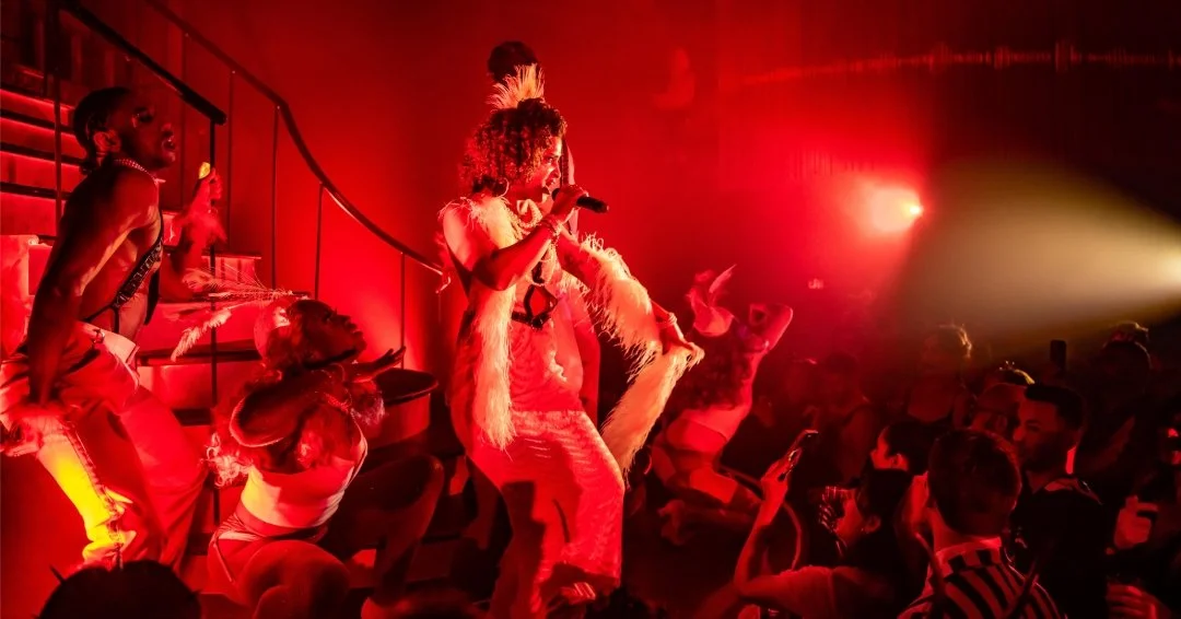 Monster #lightingdesign

Sleep No NYC/McKittrick Hotel

Directors @marlaphelan, @conor_j_doyle, @ollyhs, @dremurillo
Scenic Design @gracelaubacher
Sound Design @greghansonmusic
Head of Lighting @erinefeil
Head of Design @dmrsetdesigns
PM @nickauer
Pr