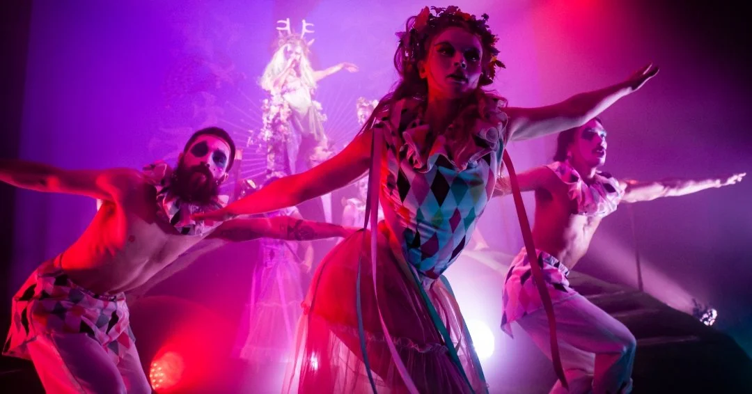 Mayfair #lightingdesign

Sleep No More NYC/The McKittrick Hotel

Lighting Design @devincameroncreative 
Director @sophiebortolussi
Scenic Design @jessie_h_flynn
Costume Design @atelier.abene
Makeup Design @dollfille
Sound Design @greghansonmusic
Prog