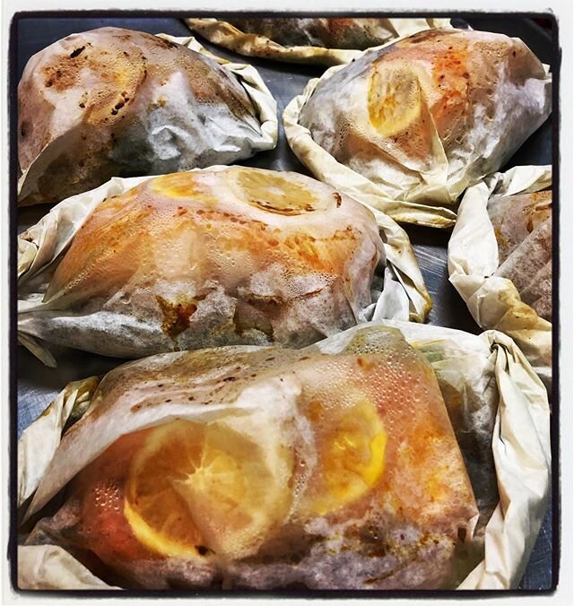 En papillote - salmon and doing veggies. @fourcornerscuisine #personalchefbaltimore #foodstylist