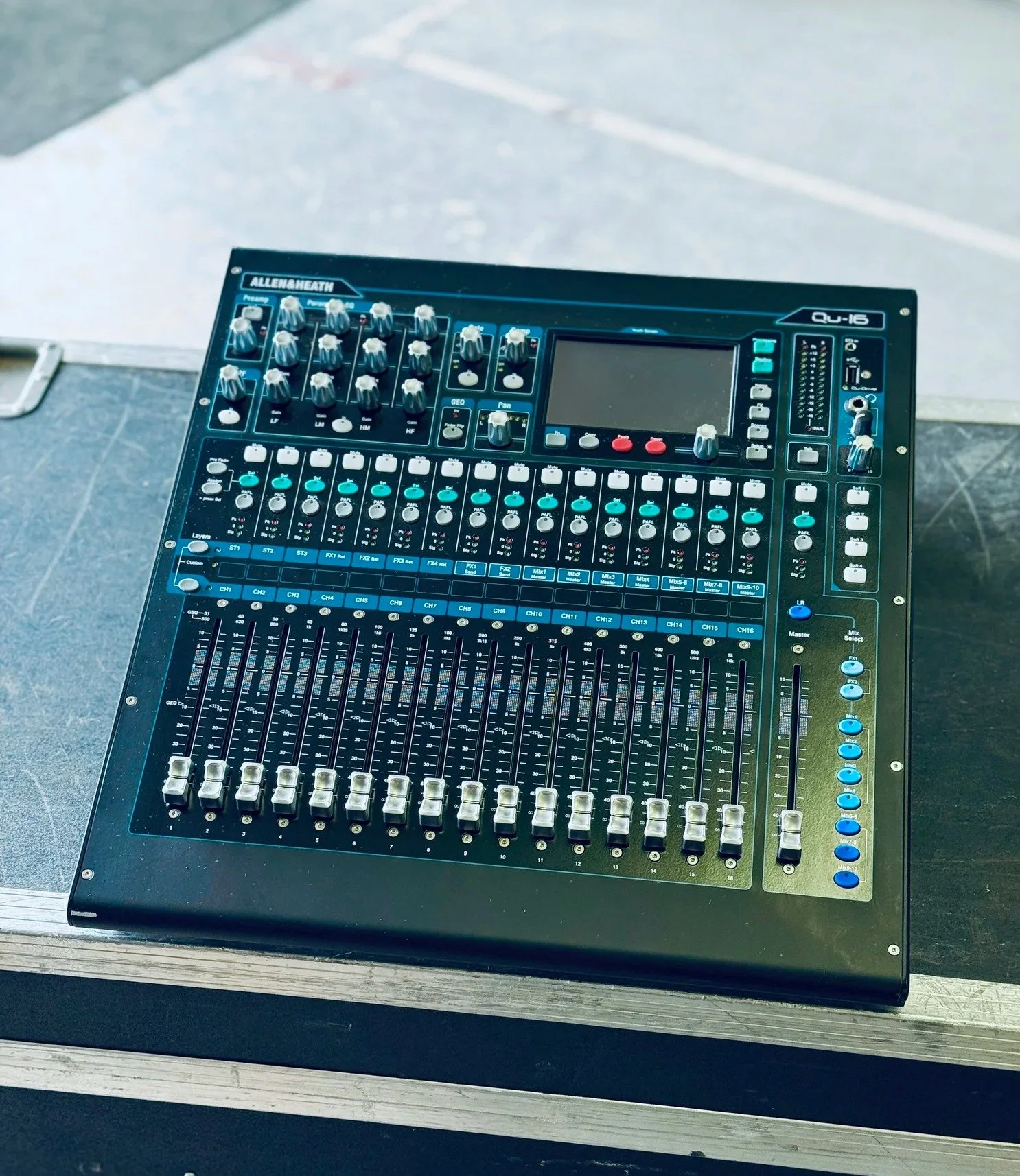 We have a couple of QU-16 consoles in great shape looking for a new home! This powerhouse console is great for a home setup, small bands, or venues looking to upgrade from analog. 

See more: https://www.house-front.com/used-gear/p/allen-heath-qu-16