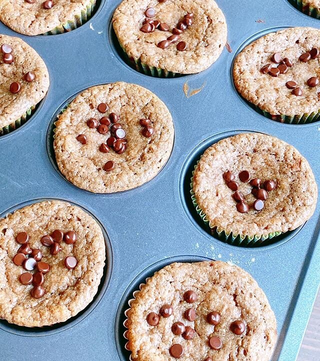 It is really hard to pick a favorite must make recipe but these are definitely at the top of my list. I make these on the regular (so much I can recall the recipe from my mind) and they always disappear way to fast. They are perfect for⠀
✅ breakfast 