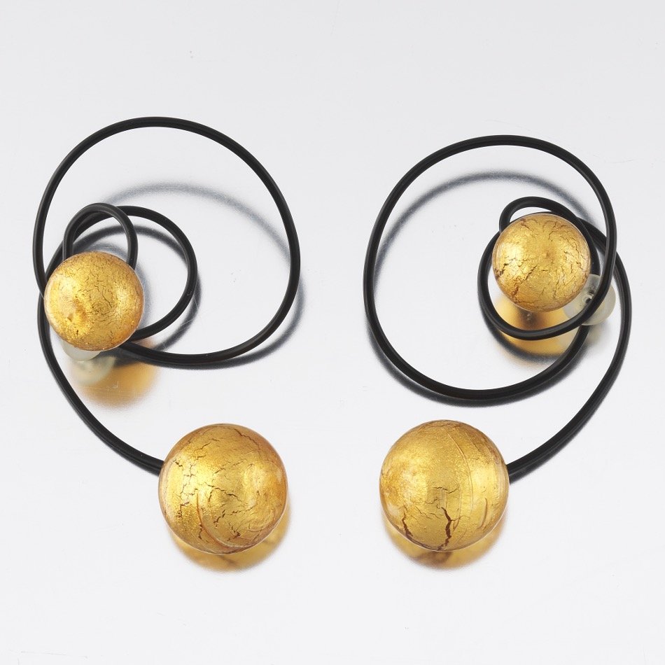 Thelma Paris Dangle Earrings #22112