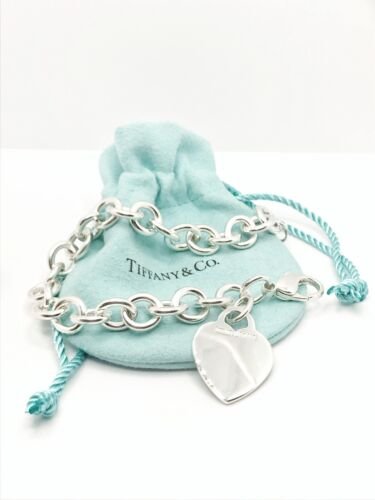 Tiffany & Co. Heart Tag Charm Round Link Charm Bracelet Size 8 — DeWitt's  Diamond & Gold Exchange