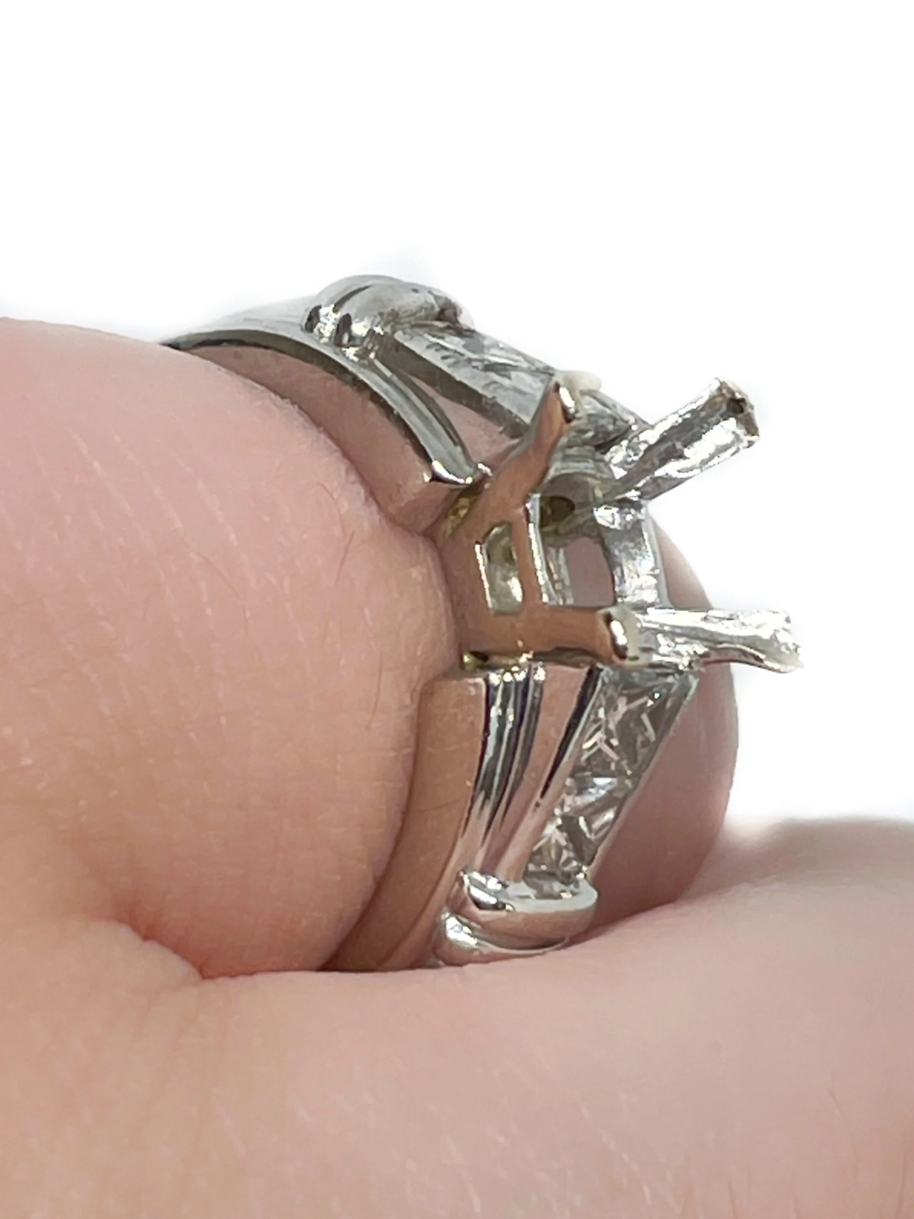 C52F9D26-EBDA-433A-ACB5-AAC724C35595