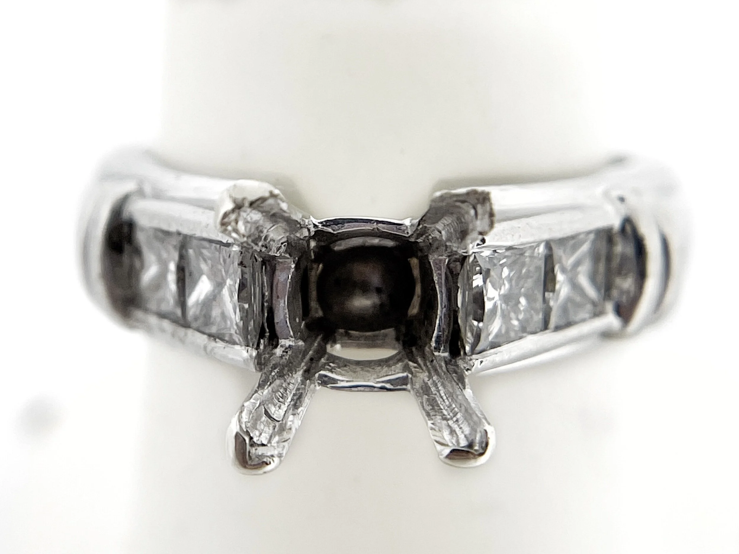 2119691D-7730-4746-998D-6CB5DBE11E4D