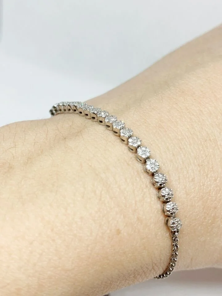 84 Diamonds Sterling Silver Bolo Bracelet Fits Up to