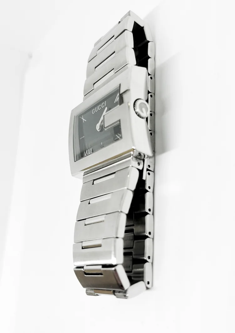 100% Authentic Gucci watch Gucci 100M Gents Stainless Steel Wrist Watch — DeWitt main image 3