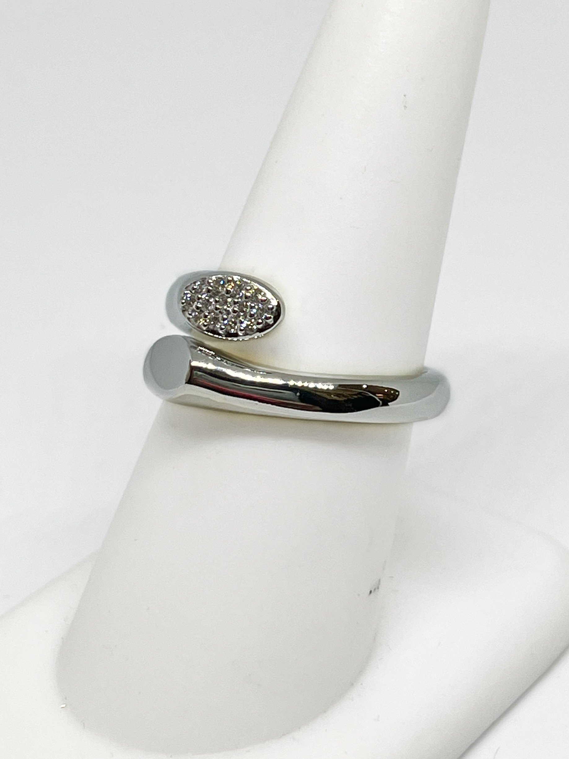 JR ring #23-2.jpg