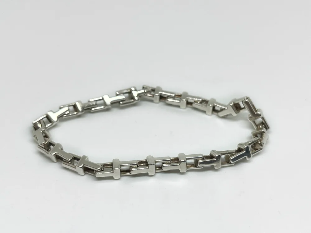 Tiffany & Co. Sterling Silver “T” Link Chain Bracelet — DeWitt 