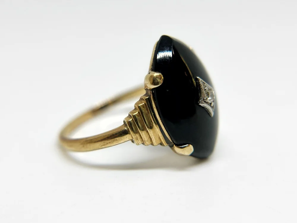 Vintage 14K Black Onyx and Diamond Ring Size 8.25 — DeWitt