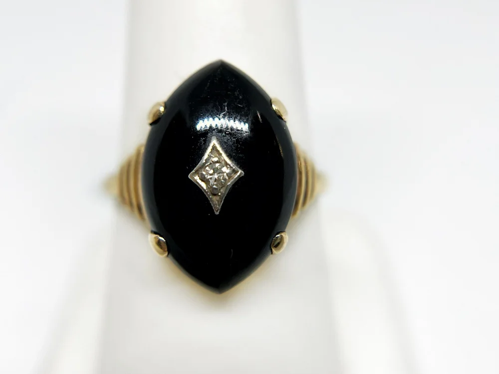 Vintage 14K Black Onyx and Diamond Ring Size 8.25 — DeWitt