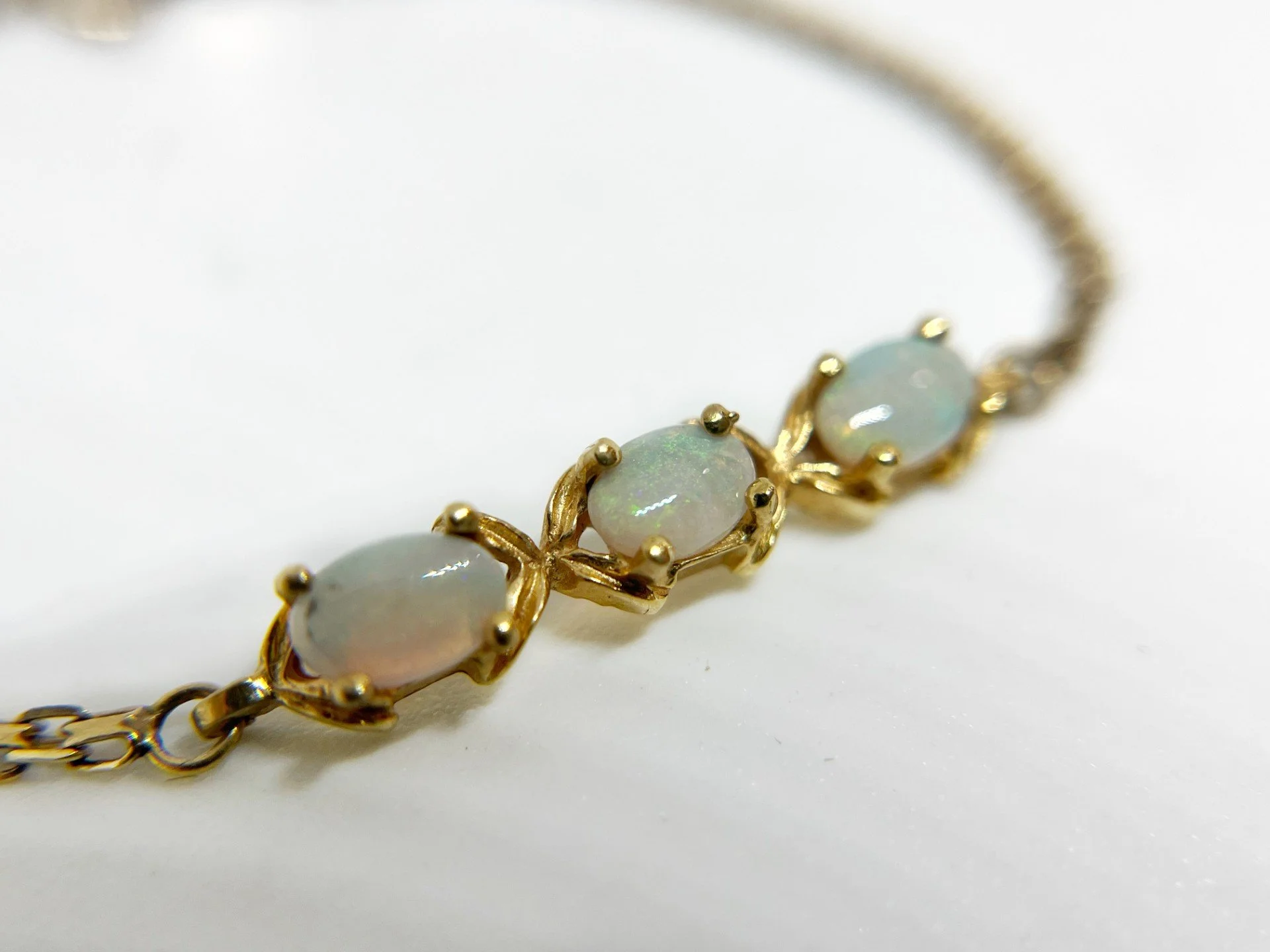 opal 3.jpg