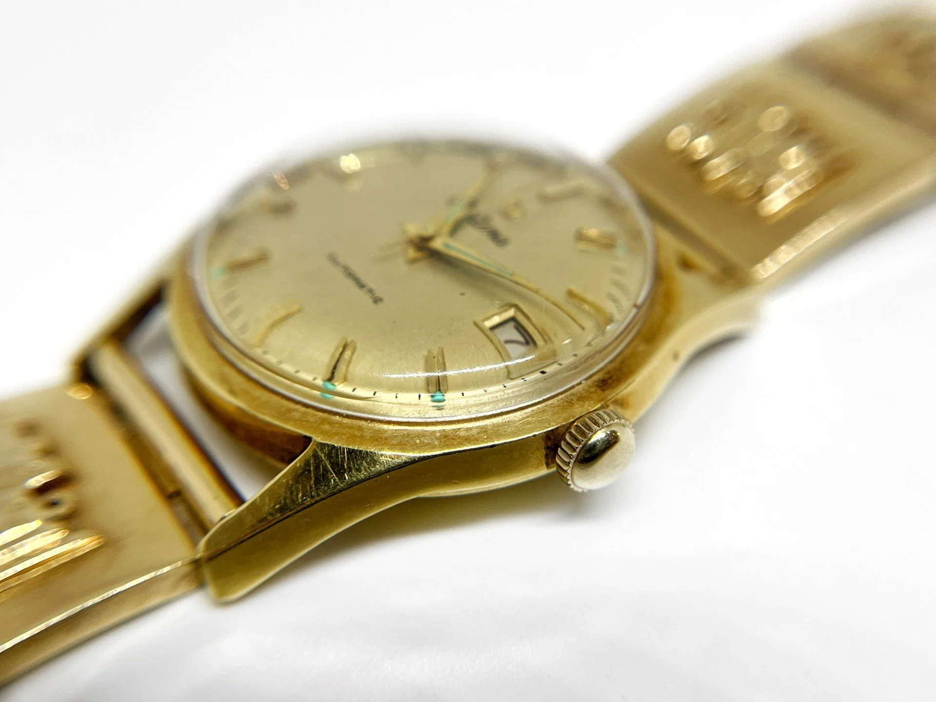 watch 2.jpg