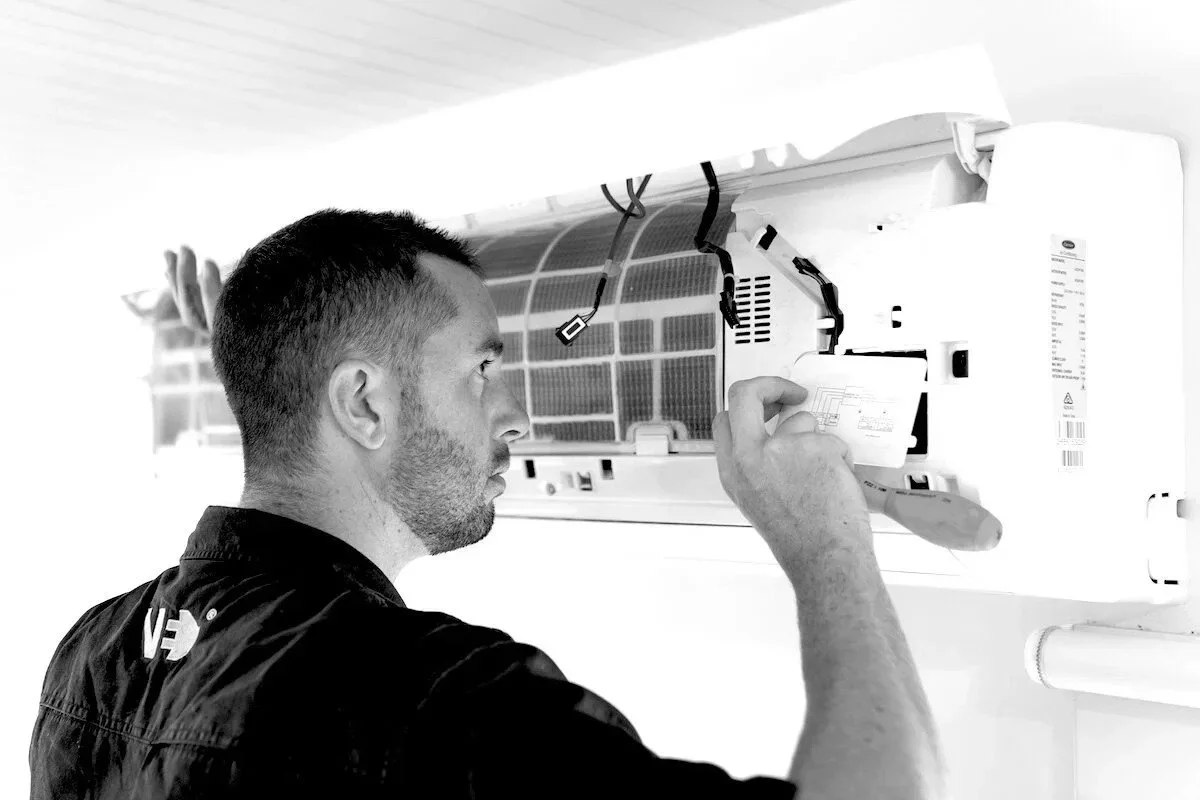Vision-Electrical-air-conditioning-servicing-Gold-Coast.jpg