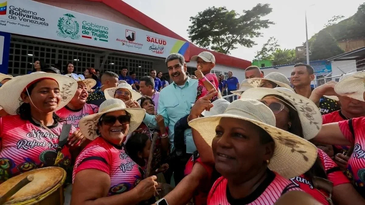 Defend Venezuela's Sovereignty! US Out of the Caribbean! US out of Our Streets! US out of Our Americas!