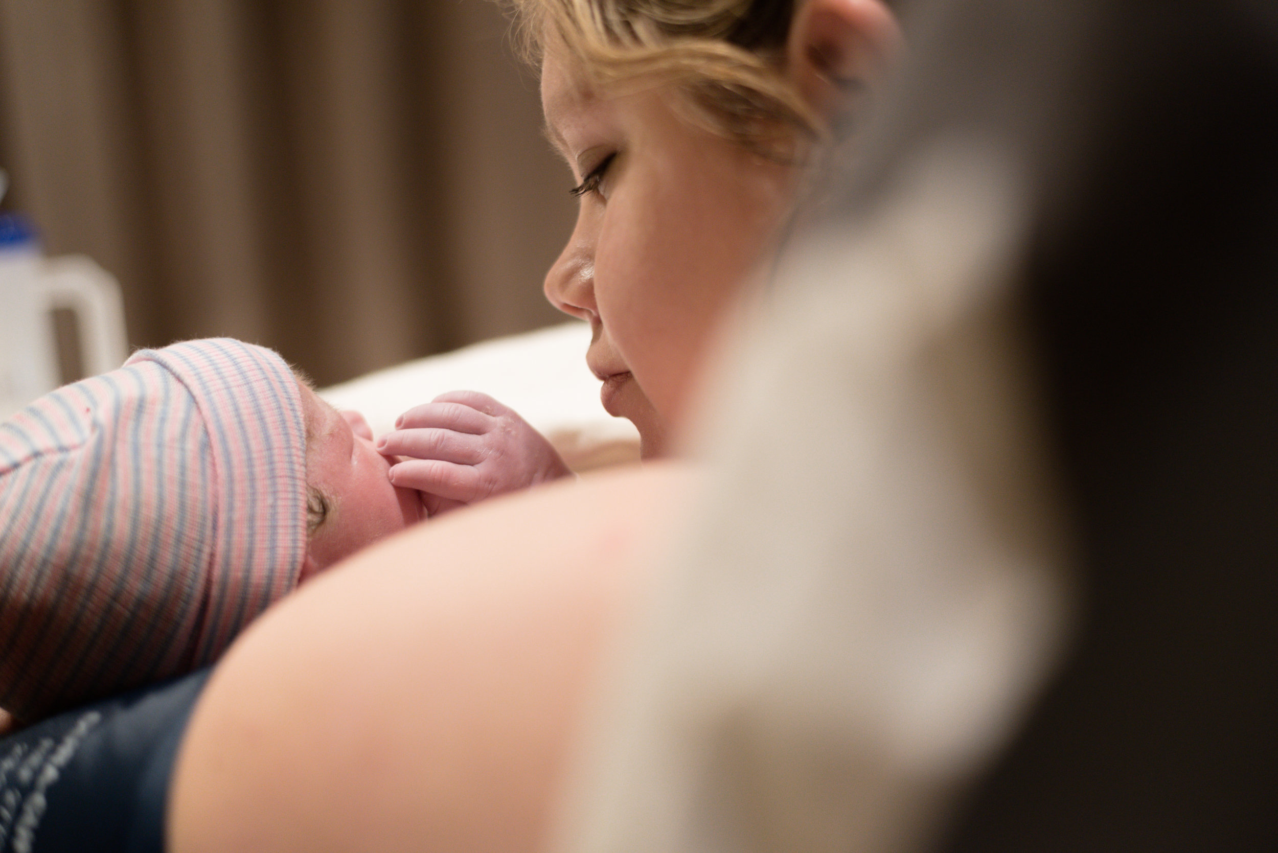 poplar.bluff.regional.medical.center.birth.photography.momma.newborn