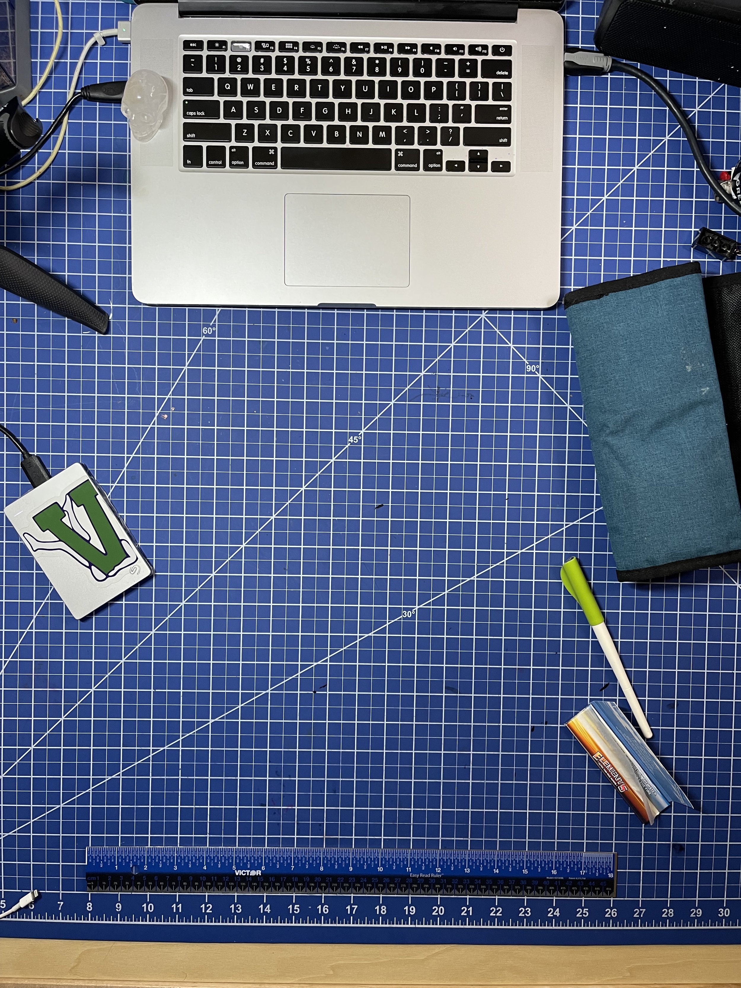 Universal Article Design Workspace Table