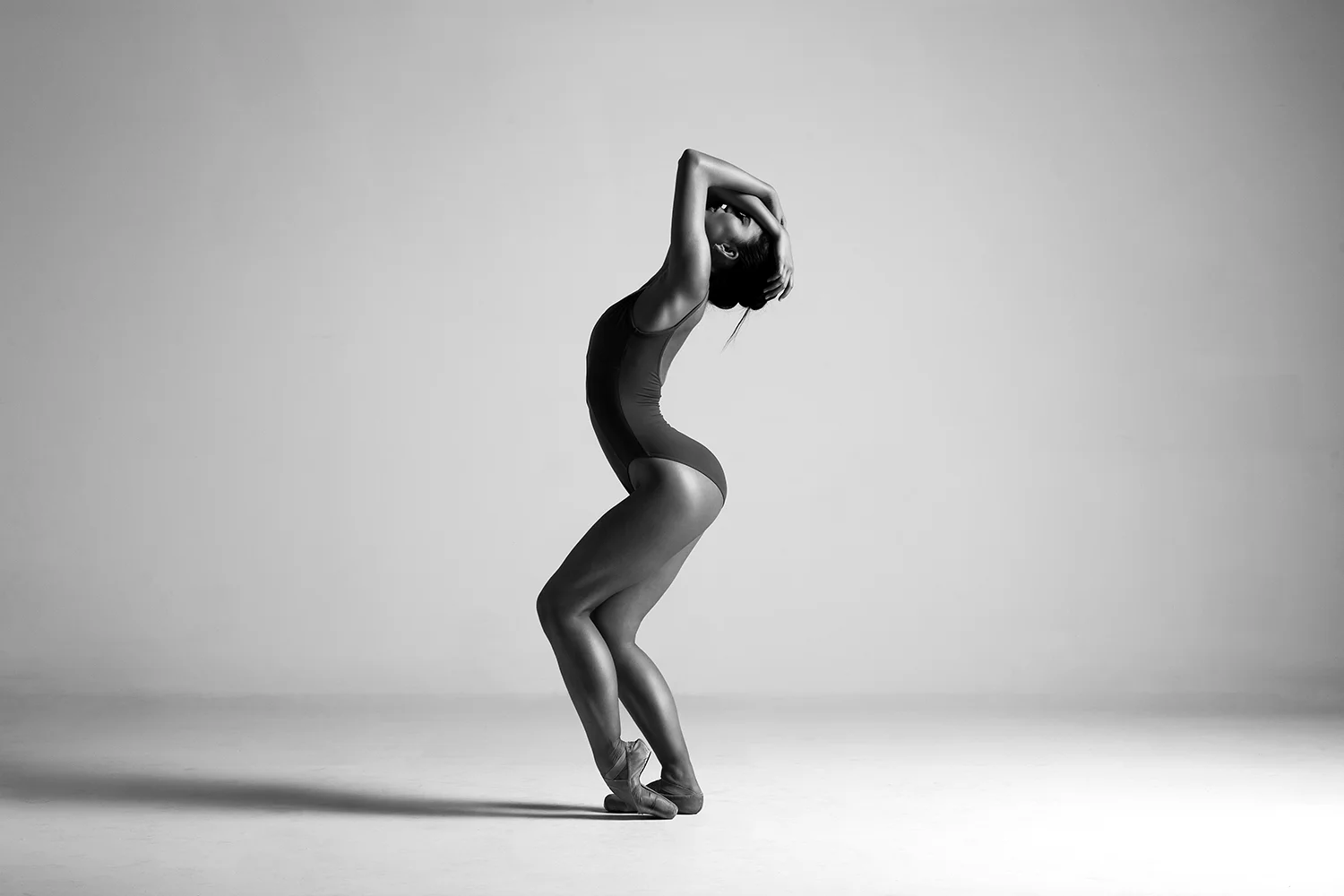 Larissa-7348_B&W_72_1500.jpg