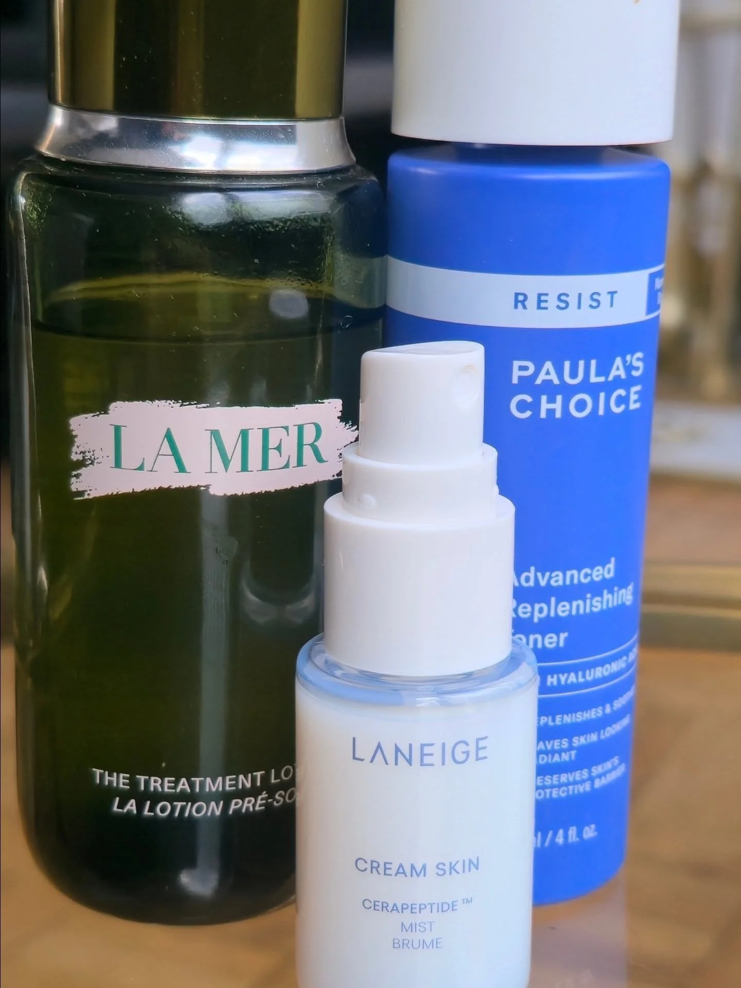 Fav's of the Season ( lash secrets at the end)

#beautybarglencove #Beauty #makeup #fragrance #lashserum #dalba #facespray #dryskin #skincare #sephora #laneige #lamer #selfcare #productrecommendations #esthetician #winterskin