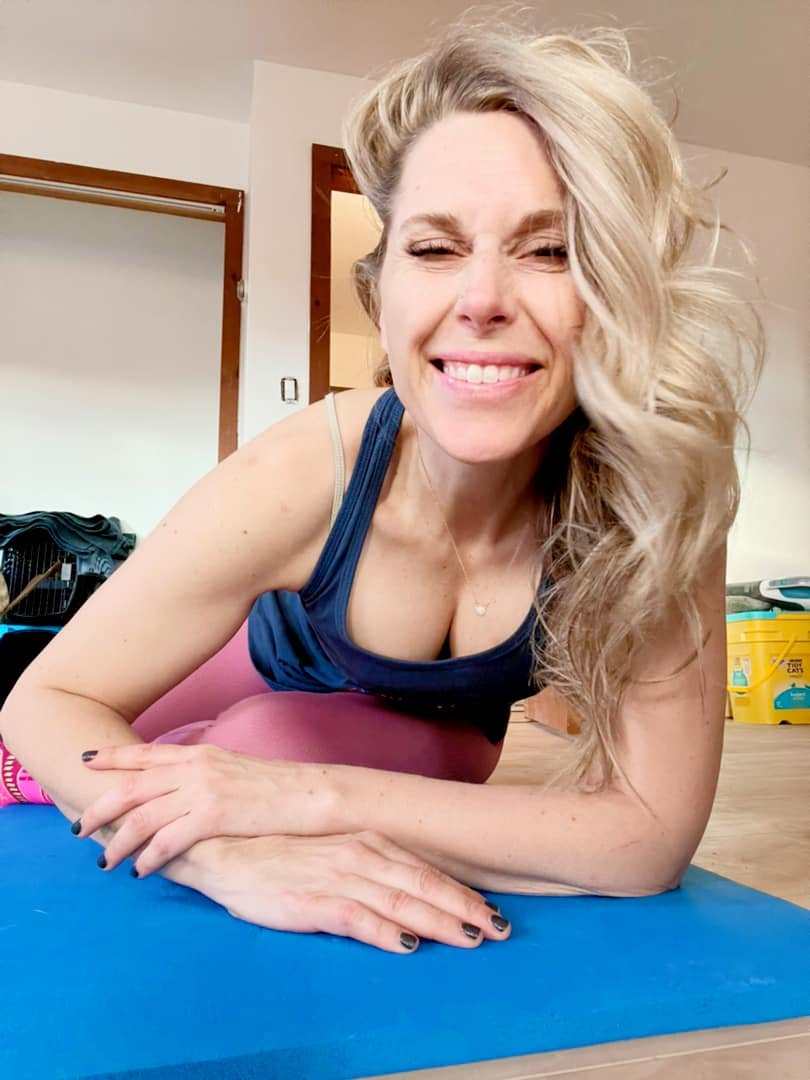 Cortisol &amp; Blood Sugar: The Connection You Need to Know About 👀